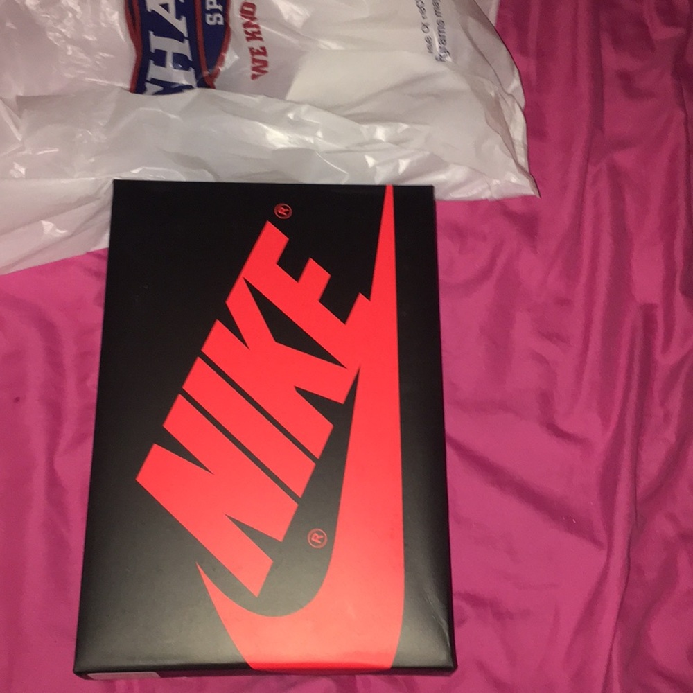 Brand new retro 1s high turbo green